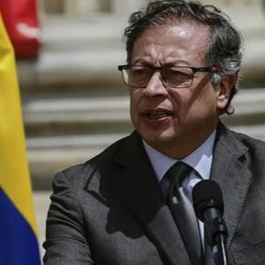 kolombiya cumhurbaskani petrodan abdye maduro cagrisi KDEhialt
