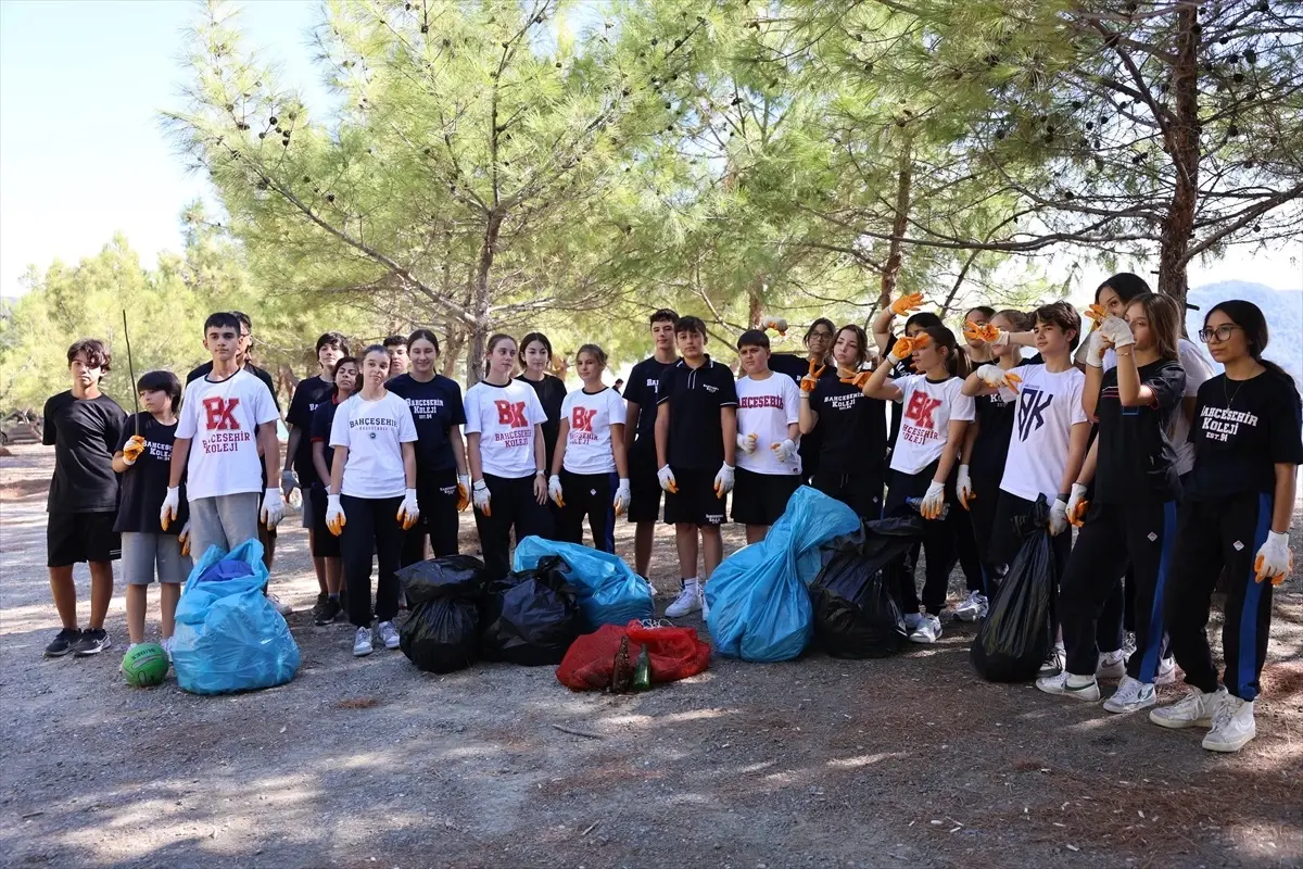 marmariste kiyi temizligi yapildi VBMPb56T