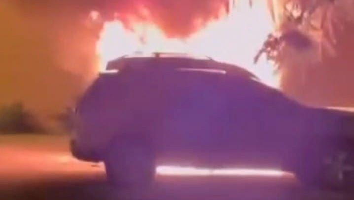 otoparkta korkutan arac yangini patlamalar yasandi nbkZPClY