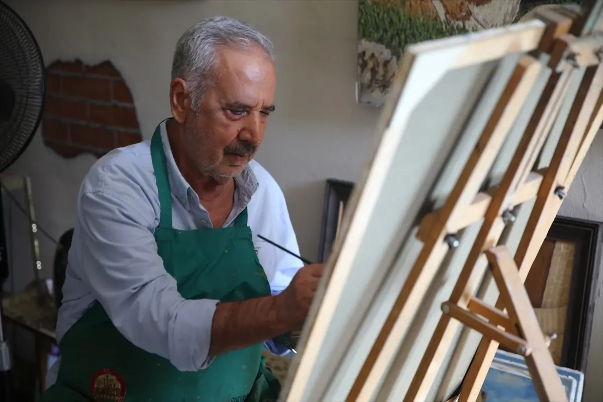 73 yasindaki naci buyukkircali resim atolyesinde sanatina devam ediyor a42PNSXT