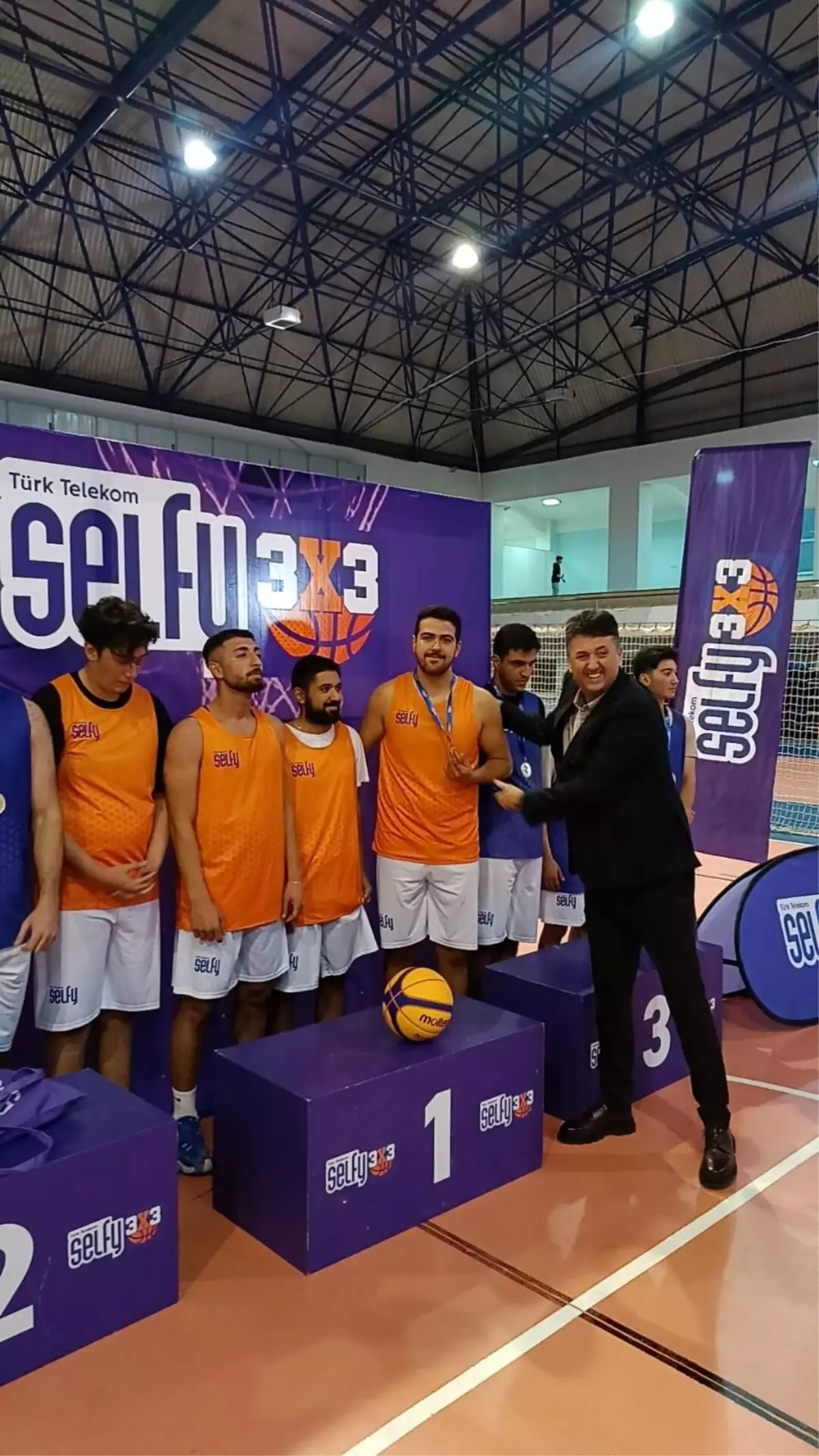 erciyes universitesinde 3x3 turnuva sampiyonu belli oldu DB2tx7GE.jpg