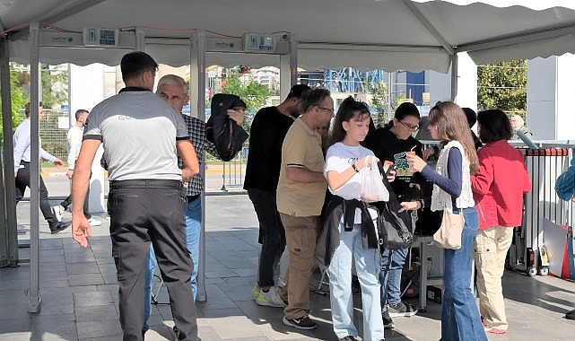 hasret bitti kocaeli kitap fuari misafirlerini agirliyor Z35cm4bc