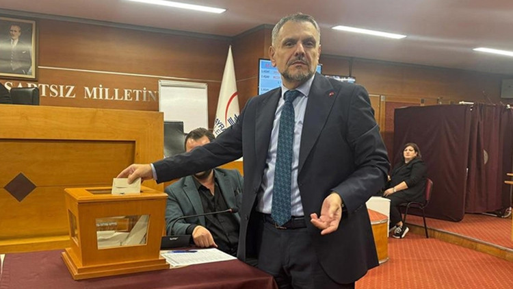 ibrahim akin kimdir kac yasinda nereli bayrampasa belediye baskan vekili ibrahim akinin hayati ve biyografisi rRSBiTkf.jpg