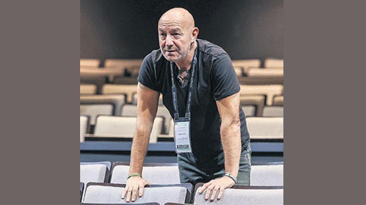 ilk kez oyun yonetiyor EFnwiPXD.jpg