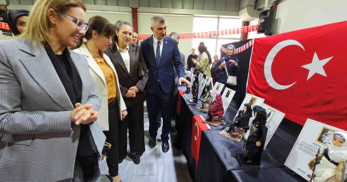 kahraman turk kadinlari golcukte bulustu p9zL2MRV.webp