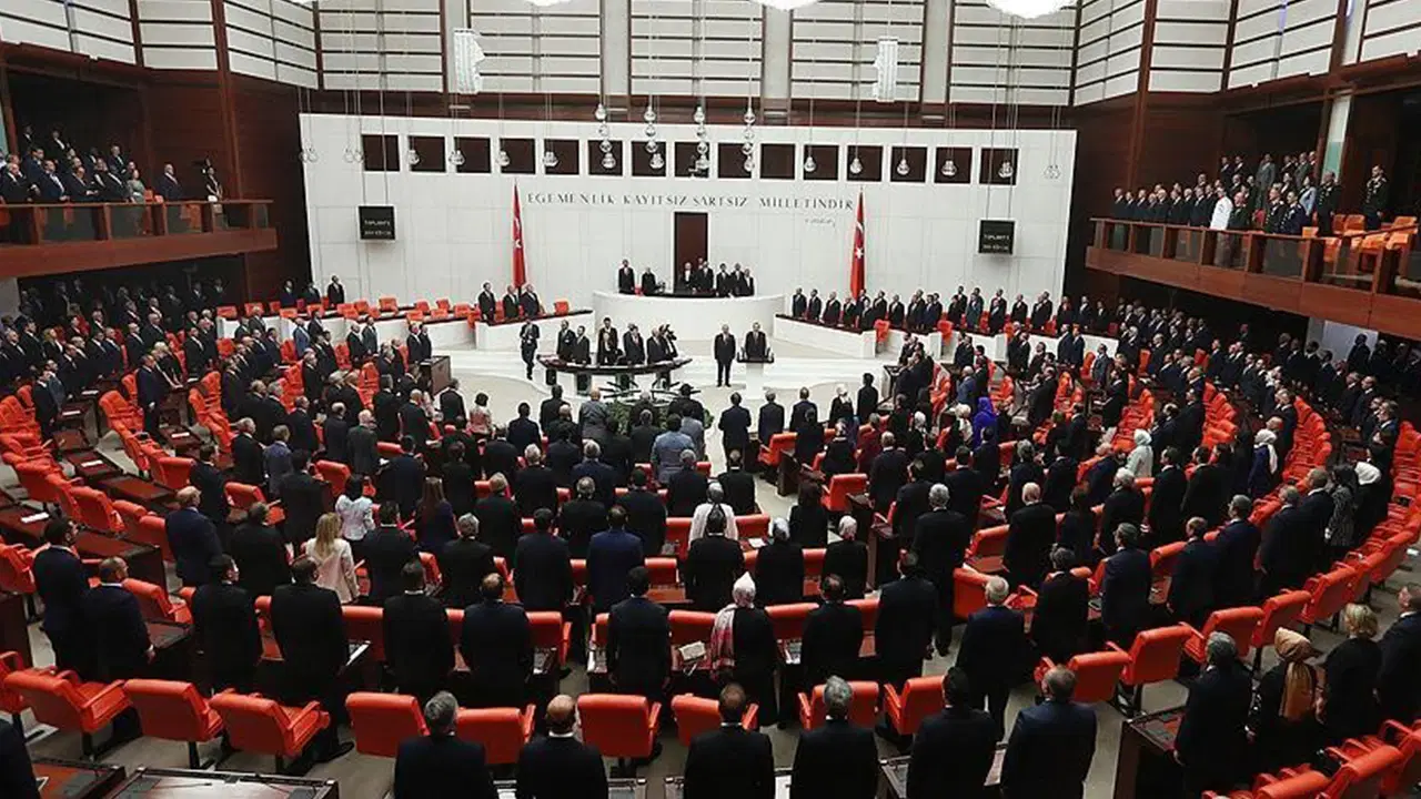 tbmmde yeni haftada gundem yogun mecliste butce maratonu cuma basliyor VJMQqGfU.jpg