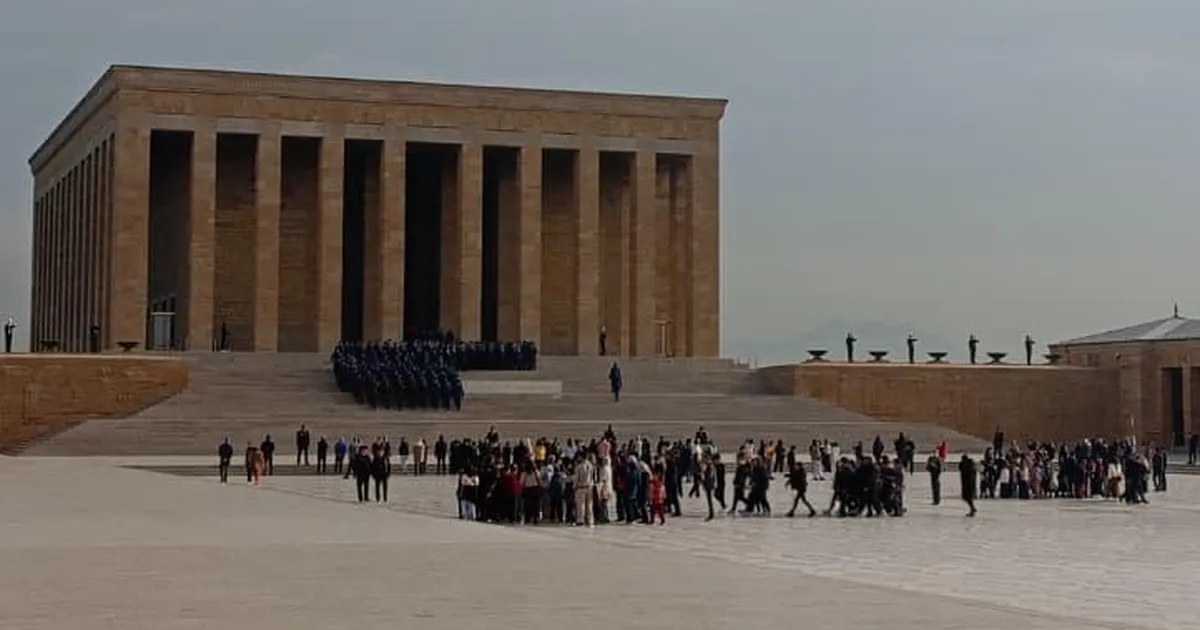 maltepeliler atasiyla bulusuyor YFMHYapb.webp